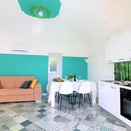 Mary's - De Vivo Realty Apartment