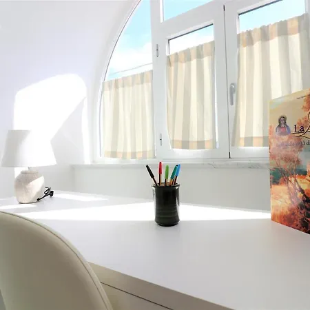 Mary's - De Vivo Realty * Massa Lubrense