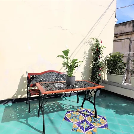 Apartment Mary's - De Vivo Realty *