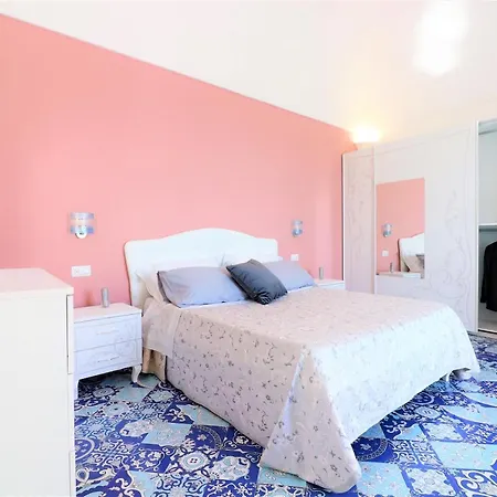 Mary's - De Vivo Realty Apartment Massa Lubrense
