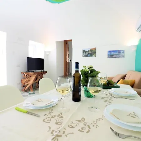 Mary's - De Vivo Realty
